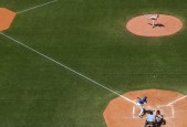 世界杯门票购买-浓眉哥VS东契奇，30分钟生死时速，巅峰对决比分犬牙交错